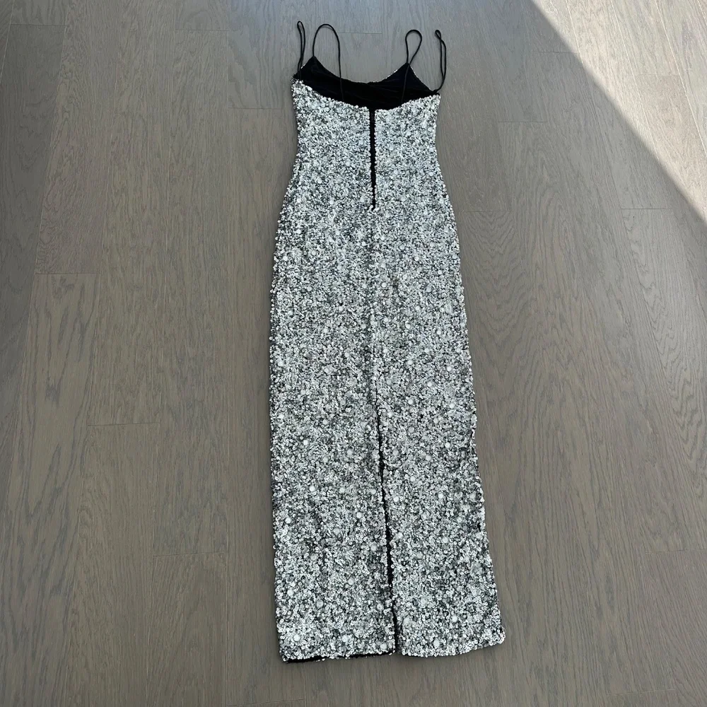 Alice + Olivia Silver Sequin Maxi Dress - Picture 3 of 12